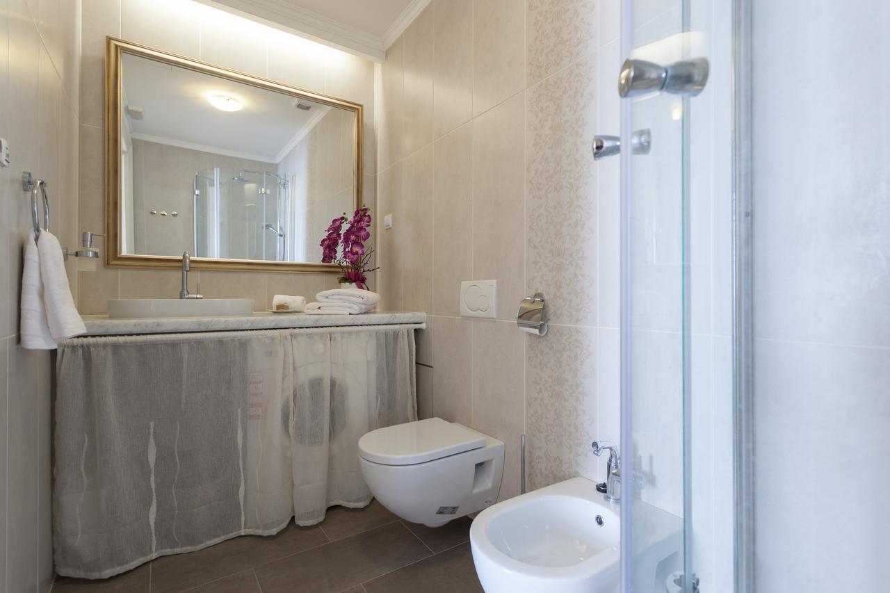 Luxury Beachfront Apartment Banje Dubrovnik Dış mekan fotoğraf