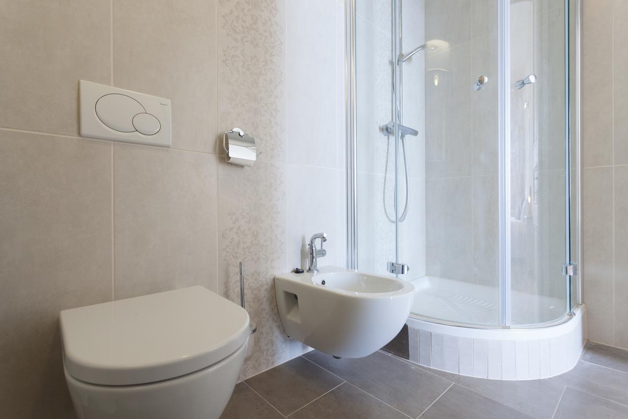 Luxury Beachfront Apartment Banje Dubrovnik Dış mekan fotoğraf