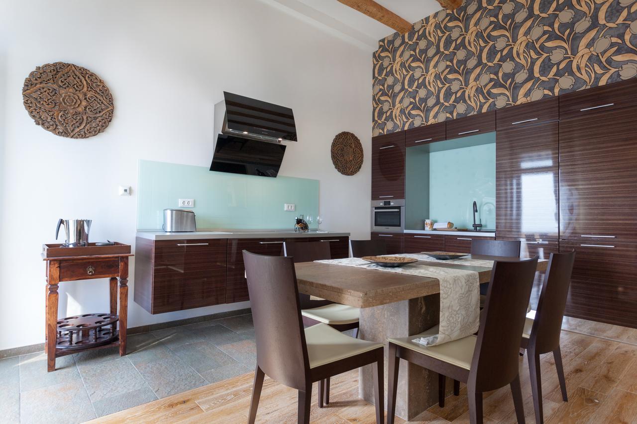 Luxury Beachfront Apartment Banje Dubrovnik Dış mekan fotoğraf